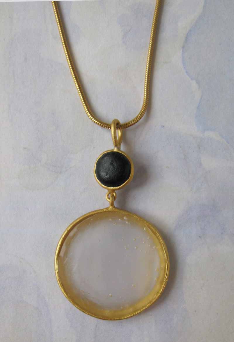 Round Cast Glass Necklace in Pearl-Black